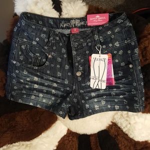 Almost famous shorts